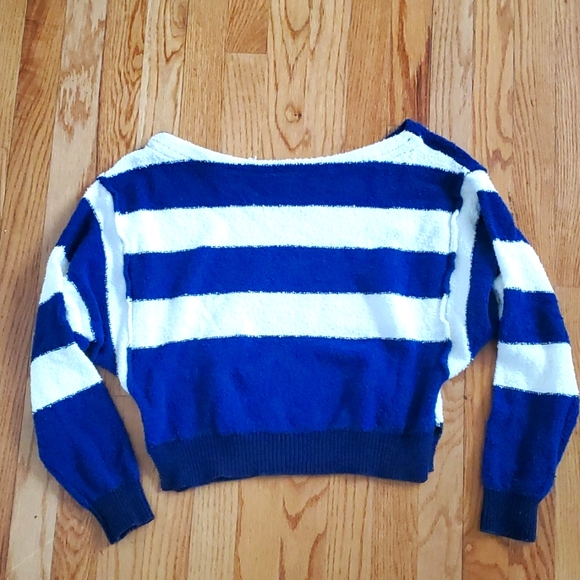Women's Free People crop sweater small - Picture 3 of 3